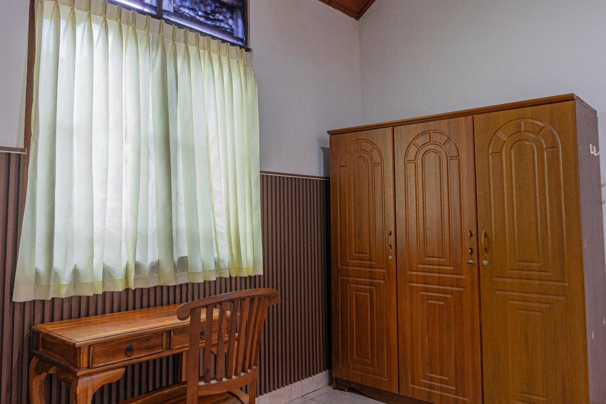 Artha Dewata Home Stay Ubud Exterior foto