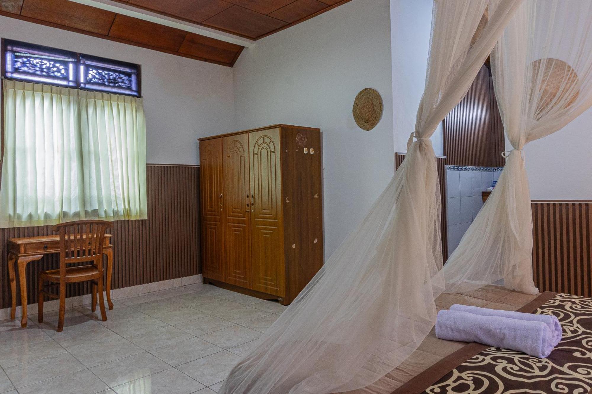 Artha Dewata Home Stay Ubud Exterior foto